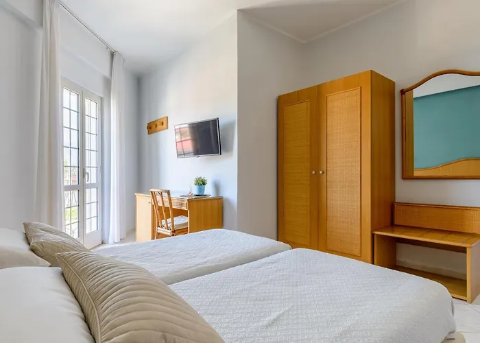 Mandetta - Adults Only פסטום