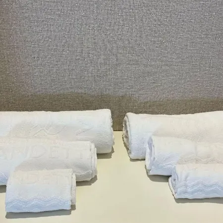 Mandetta - Adults Only 3*