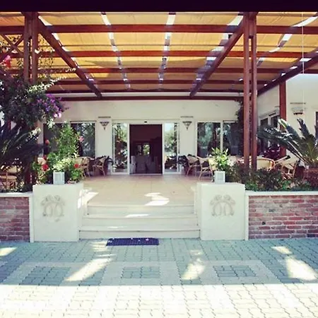 Mandetta - Adults Only Hotel 3*