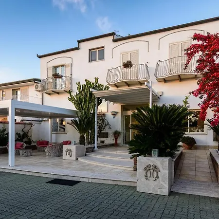 Mandetta - Adults Only 3* Paestum